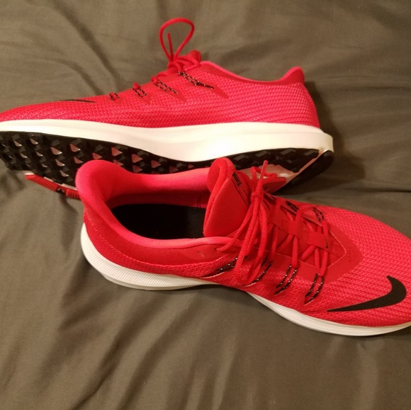 Nike 2018 red running shoes - Picture 7 of 8